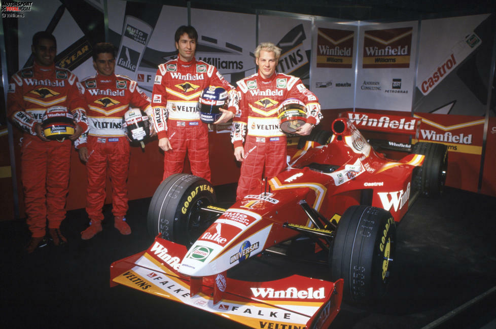 1998: Im heimischen Grove zeigt sich Williams in neuen Farben und mit der Fahrerbesetzung Heinz-Harald Frentzen und Jacques Villeneuve. Doch Vorjahreschampion Villeneuve enttäuscht 1998 genauso wie der FW20: Die Titelverteidigung misslingt.