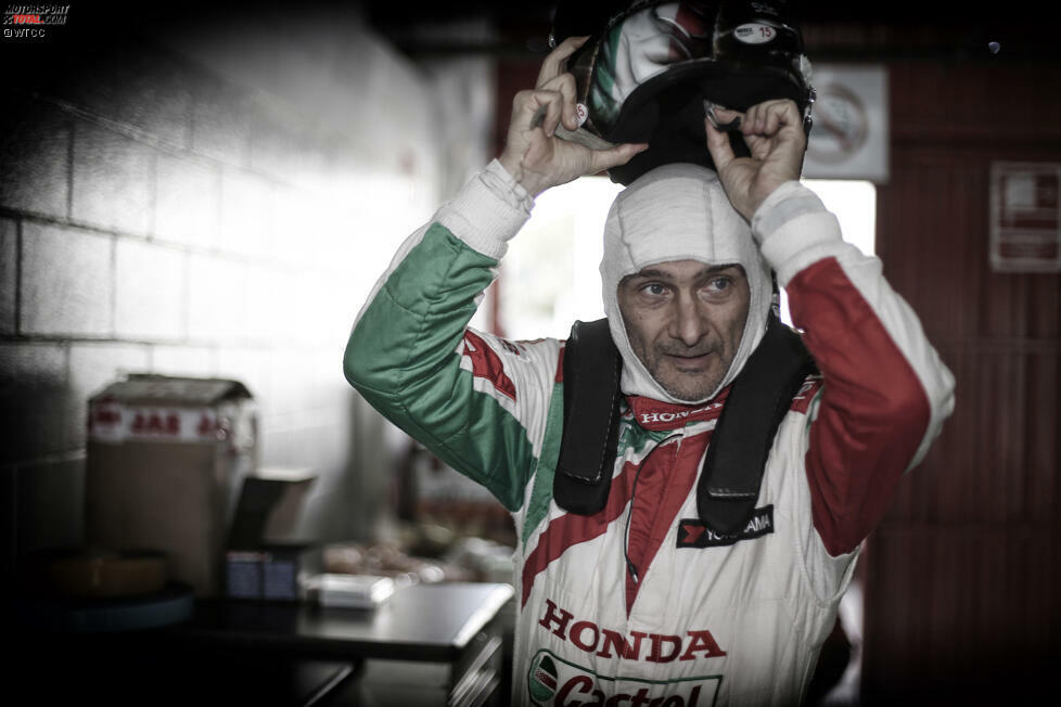 #6: Gabriele Tarquini (Italien), Weltmeister 2009. Der Dauerbrenner im WTCC-Starterfeld. So viel Erfahrung wie er hat sonst niemand. Doch wie gut ist Tarquini mit inzwischen 52 Jahren? 2014 schien er im Honda Civic nicht immer vorn mitzuspielen, holte aber immerhin einen Saisonsieg und diverse Podestplätze. Es geht also noch!