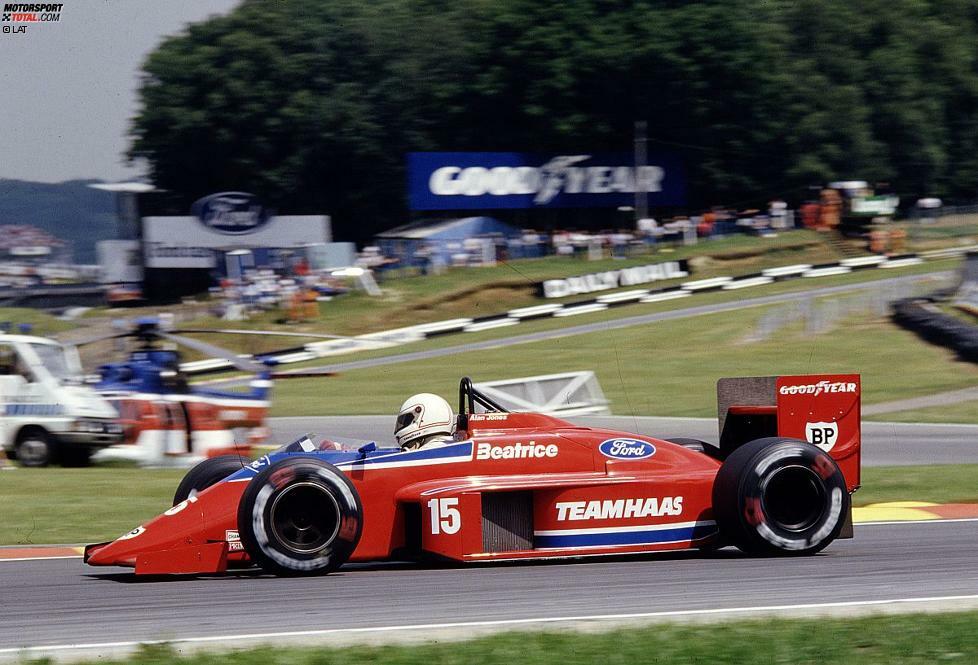 Vor 30 Jahren wagt sich das US-Team von Carl Haas mit Ford-Unterstützung und Ex-Weltmeister Alan Jones in die Formel 1. Es wird zu einem Desaster, nach einer vollen Saison ist Schluss.