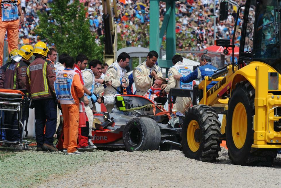 Die gefährlichste Stelle und die größte Mutprobe auf diesem Kurs ist die schnelle Rechtskurve 9 mit dem Namen Campsa. 2008 hatte hier Heikki Kovalainen einen schweren Unfall, nachdem eine Felge an seinem McLaren gebrochen war. Mit etwa 130 km/h schlug er frontal in den Reifenstapel ein.