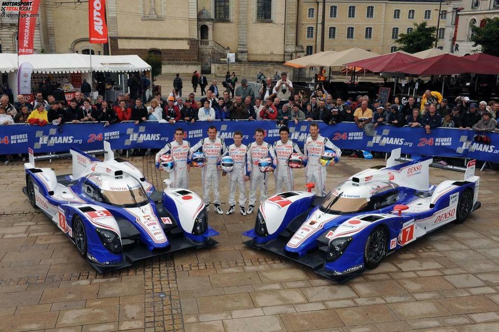 Es folgen 13 Jahre Le-Mans-Pause, in denen sich Toyota (vergeblich) in der Formel 1 bemüht. 2012 kehren die Japaner mit dem TS030 Hybrid an die Sarthe zurück. Und mit ihnen auch das Drama.