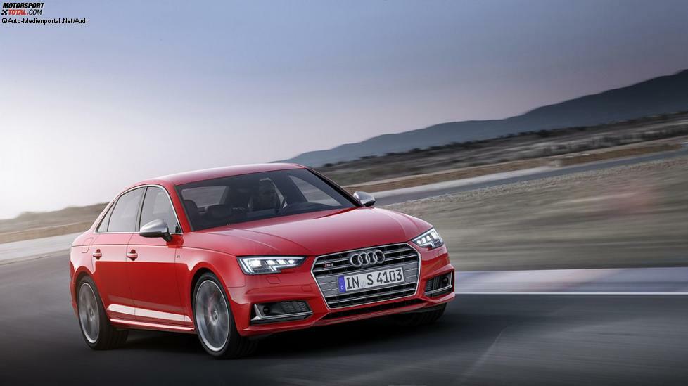 Nach Limousine und Kombi schickt Audi nun auch die S-Modelle des A4 ins Rennen um die Käufergunst. S4 und S4 Avant werden von einem neu entwickelten V6-Turbomotor angetrieben.