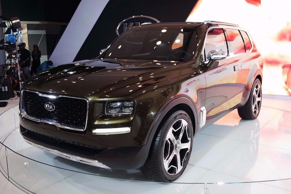 In New York zeigt Kia das Telluride Concept - ein Plug-in-Hybrid mit einem 3,5-Liter-Benziner und einem 130-PS-Elektroantrieb