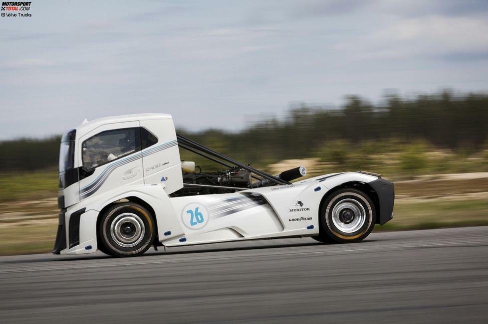 Mit einer Durchschnittsgeschwindigkeit von 169 km/h und einer Zeit von 21,29 Sekunden stellte das Fahrzeug eine neue Bestmarke für 1000 Meter aus dem Stand auf.