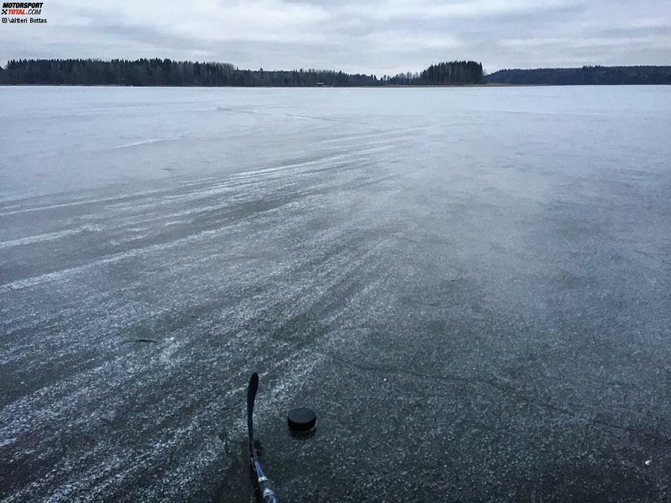 Noch kälter wurde es nur noch in Finnland, wo Williams-Pilot Valtteri Bottas seinen Heimat-Urlaub verbrachte. Ganz klischeehaft twittert er dabei vom Eishockeyspielen und Eisbädern...