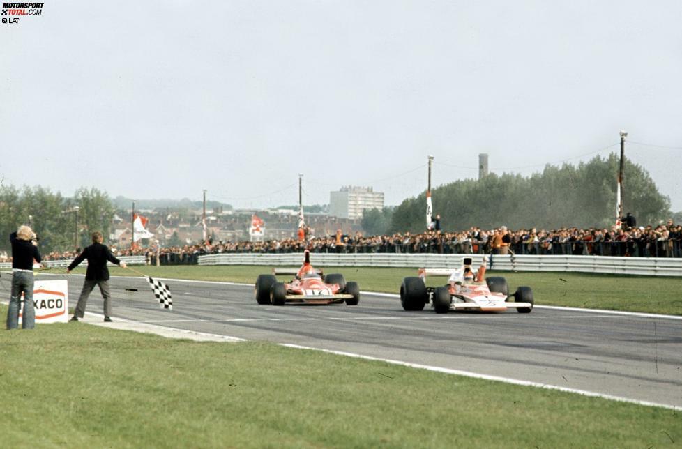 Mit zwölf Siegen in Spa-Francorchamps liegen sie gleichauf mit Ferrari, die anderen beiden erzielte die Truppe aus Woking 1974 in Nivelles und 1982 in Zolder. Neben Lotus ist McLaren das einzige Team, dass auf allen drei Strecken gewonnen hat.