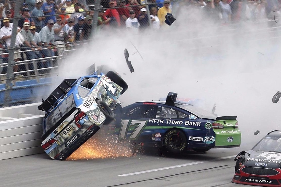 Spektakuläre Fotos eines wilden NASCAR-Rennens: In Talladega kracht es gleich mehrfach