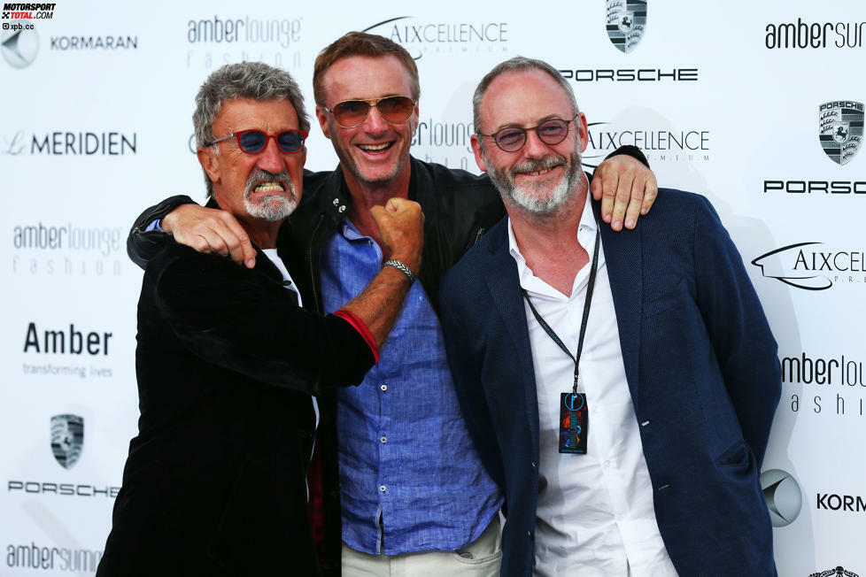 Diese Herren hingegen haben keine Verpflichtungen - und daher umso mehr Spaß: Ex-Teamchef Eddie Jordan, in Monaco zum ersten Mal in diesem Jahr bei der Formel 1, Schauspieler Liam Cunningham und Playboy-Legende Eddie Irvine, dessen Schwester Sonia die Fashion-Show organisiert.