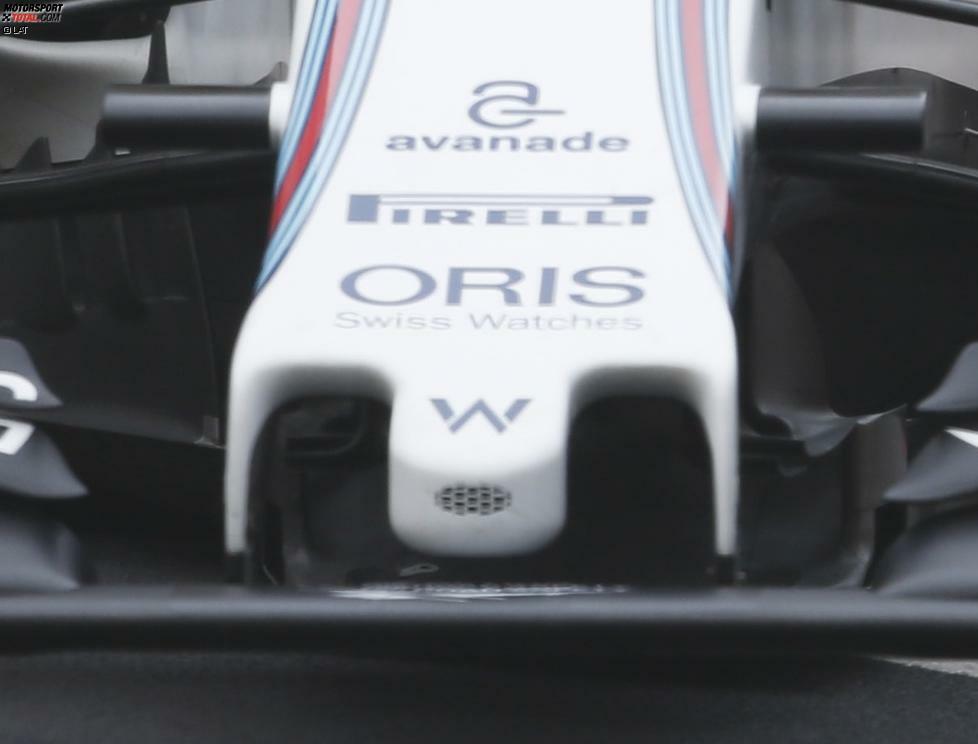 Bei Williams muss man genau hinsehen, denn die kurze Nase, die es seit Bahrain gibt, wurde in Details überarbeitet. Die Form der vertikalen Streben, die den Frontflügel halten, sind etwas anders geformt. Sie sollen jetzt besser helfen, die Luft zum hinteren Teil des Autos zu leiten.