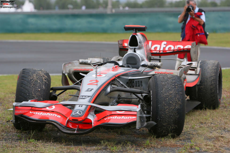 Nur zweimal verpasste der Pole-Setter bisher das Podium in China. Vettel wurde 2010 Sechster und Hamilton schied 2007 in der Boxeneinfahrt aus.