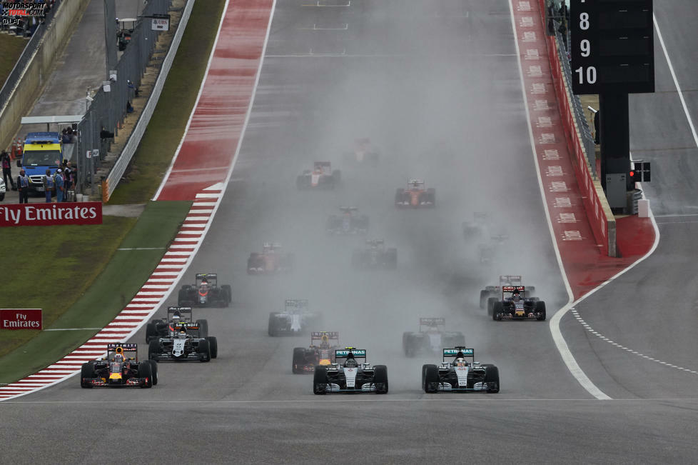 Vettel ist auch der einzige Fahrer, der auf dem CoTA von der Pole-Position aus gewonnen hat. Hamilton stand bei seinen drei Siegen jeweils auf Startplatz zwei.