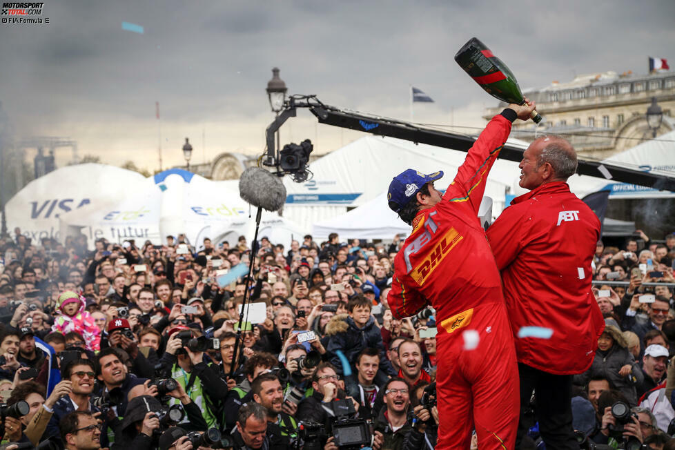 7. Rennen, Paris (Frankreich): Di Grassi ist in der zweiten Saisonhälfte in Bestform und sichert sich auch in Sichtweite des Eifelturms souverän den Sieg. Buemi kämpft derweil mit seinem Boliden, der die Kälte von Paris nicht verträgt. Rang drei sorgt immerhin dafür, dass der Rückstand in der WM mit elf Punkten noch moderat ist.