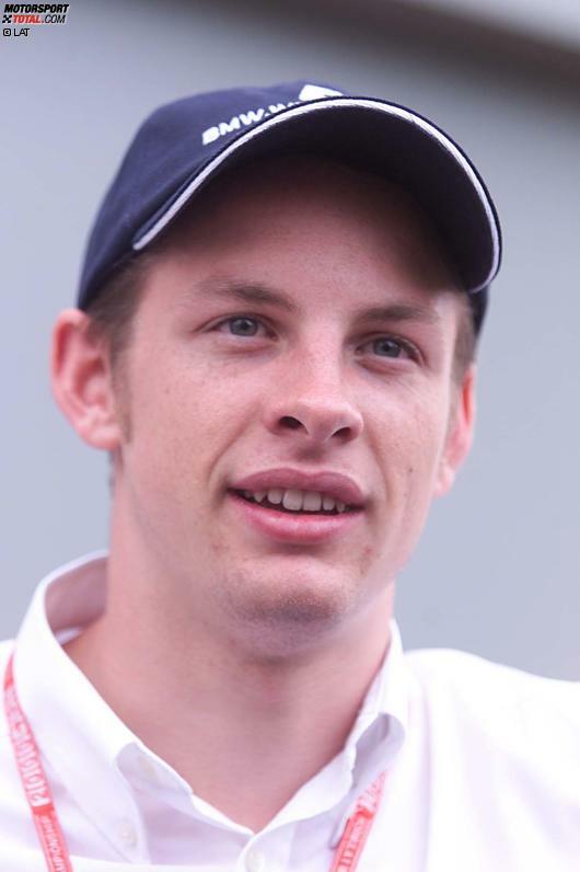 Button gab sein Grand-Prix-Debüt in Australien 2000 auf Williams. Er fuhr 17 Mal für Williams, ehe er 2001 zu Benetton wechselte. Als das Team 2002 in Renault umbenannt wurde, blieb er an Bord. Ab 2003 fuhr er für BAR.