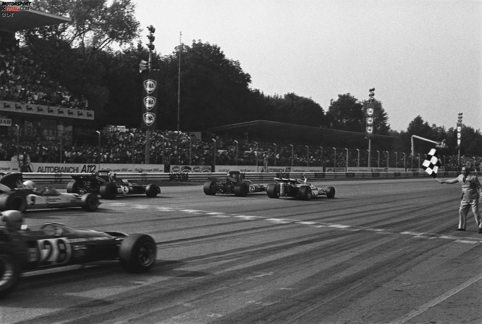 Peter Gethin gewann 1971 mit 0,01 Sekunden Vorsprung. Das gilt als knappster Zieleinlauf aller Zeiten. Allerdings wurde damals nur auf zwei Dezimalstellen gemessen. In Indianapolis 2002 gewann Rubens Barrichello 0,011 Sekunden vor Michael Schumacher.