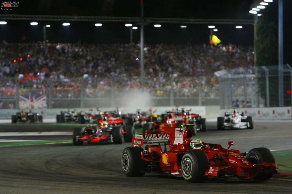 Dieses Jahr findet der neunte Grand Prix in Singapur statt. Seit 2008 (siehe Foto) ist das Rennen ein Fixpunkt im Kalender.