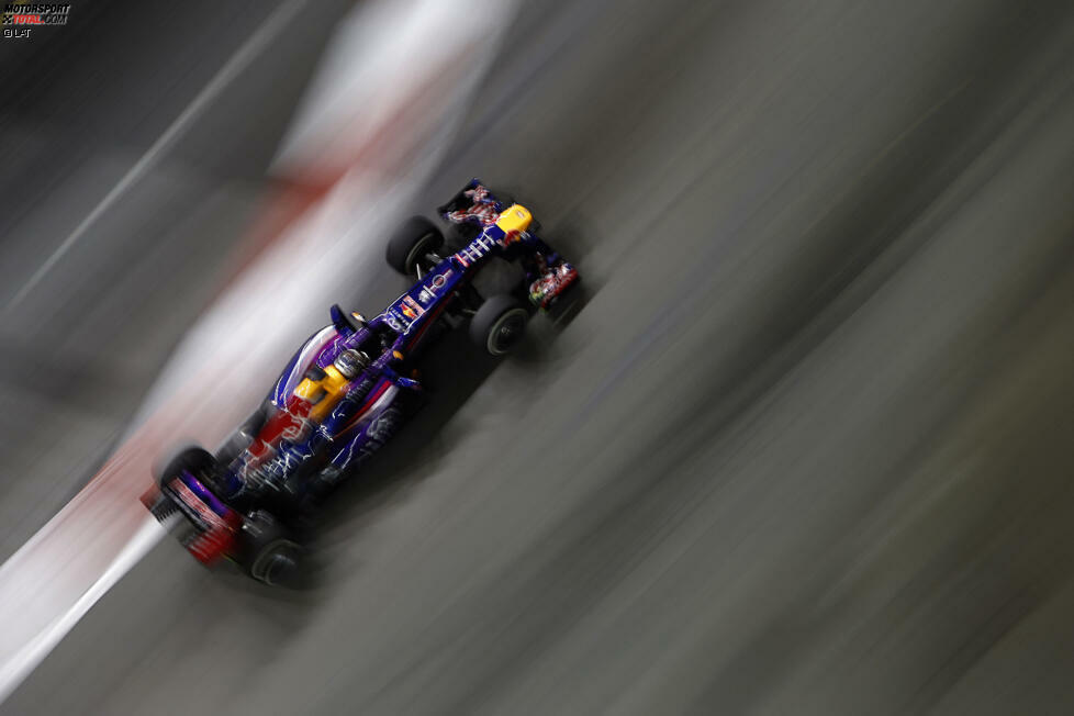 Red Bull ist das erfolgreichste Team beim Grand Prix von Singapur - dank Vettels Sieg-Hattrick. Dank der Siege von Vettel und Alonso rangiert Ferrari in dieser Statistik auf Platz zwei, während Renault, McLaren und Mercedes je einen Sieg errungen haben.