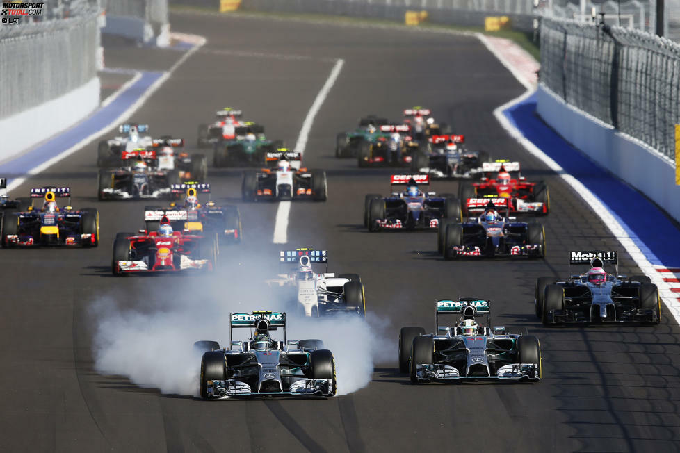 Es ist der dritte Russland-Grand-Prix. Die Rennen 2014 und 2015 wurden beide von Lewis Hamilton gewonnen. 2014 gewann er von Pole, 2015 von Rang zwei, weil Teamkollege Nico Rosberg die Pole-Position innehatte.