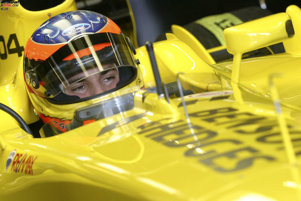 Am Saisonende 2004 bekommt Glock noch drei weitere Einsätze im EJ14, doch für 2005 erhält er kein Cockpit - Jordan setzt aus finanziellen Gründen auf Tiago Monteiro und Narain Karthikeyan. Glock muss sich nach seinem kurzen Gastspiel in der Königsklasse anderweitig umschauen ...