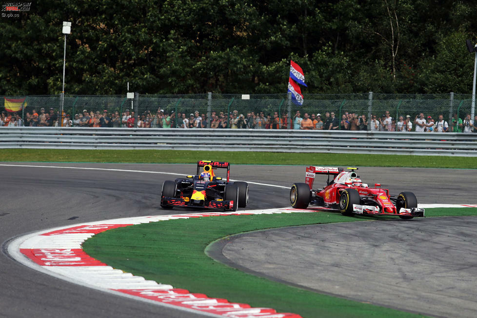 Verstappen bleibt an diesem Tag ein rotes Tuch für Ferrari: Räikkönen geht bei Les Combes erst an ihm vorbei, verbremst sich aber und muss die Position zurückgeben. Etwas später hat der 