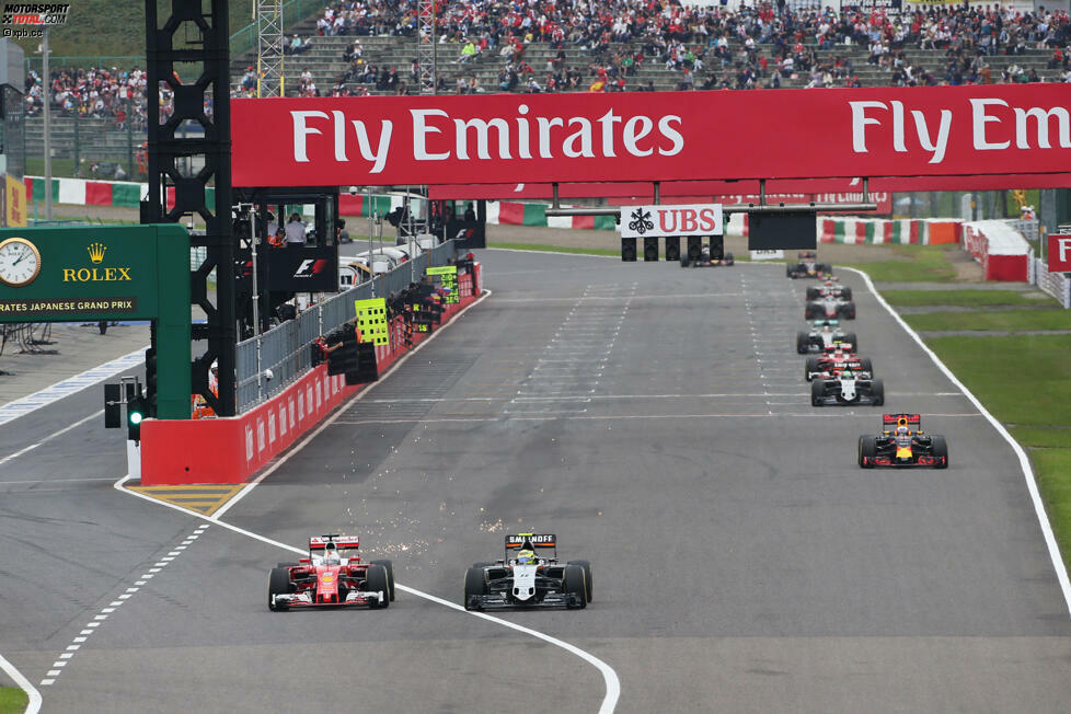 Perez kann sich nicht lange auf Podiumskurs halten: Bereits in der dritten Runde, gleich auf den ersten Metern nach der Freigabe von DRS, geht Vettel mühelos an ihm vorbei.