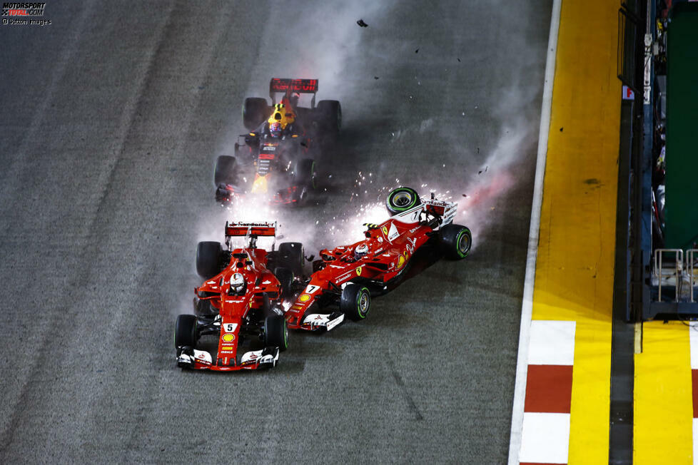Glück für ihn: Vettel, Verstappen und Räikkönen räumen sich beim Start im Nassen gegenseitig ab. So ist der Weg frei für Hamilton, der bei schwierigen Bedingungen seinen ersten Sieg in Singapur seit 2014 feiert. Es soll ein entscheidender Nadelstich im WM-Kampf sein, von dem sich Ferrari anschließend nicht mehr erholen wird.