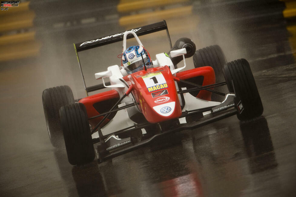 2011 gewinnt Wittmann in seinem dritten Jahr in der Formel-3-Euroserie fünf Rennen. Am Ende reicht es aber wieder nur zum Vizetitel. Im gleichen Jahr landet der damals 21-Jährige als Dritter in Macao auf dem Podium, nachdem er das Qualifikationsrennen zuvor sogar gewinnen kann.