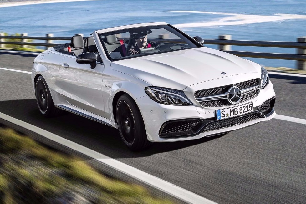 Mercedes-AMG zeigt auf der New York International Auto Show (noch bis 03.04.2016) das C63 Cabriolet mit V8-Motor