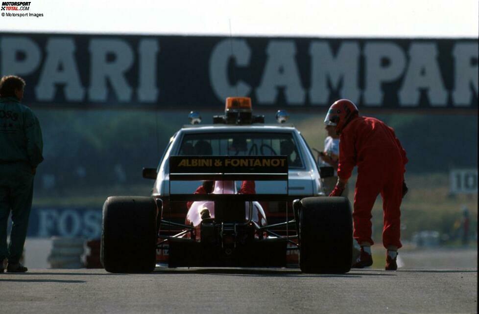 In 14 Grands Prix qualifiziert sich das einzige an den Start gebrachte Auto nicht ein einziges Mal - auch nicht, als die Mannschaft auf einen V8 von Judd umsattelt. Die leidtragenden Piloten sind erst Gary Brabham, später Bruno Giacomelli. Für die beiden wohl mehr Erlösung als Trost: Schon vor dem Saisonende ist Life mausetot.