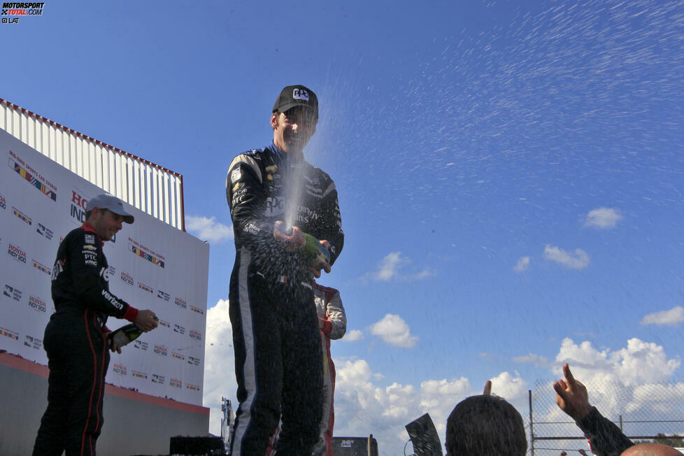 Mid-Ohio: In Lexington gelingt Simon Pagenaud der ersehnte Befreiungsschlag: Er dominiert von Anfang bis Ende und lässt Will Power nicht den Hauch einer Chance. dabei überholt er ihn auch einmal auf der Strecke - ein psychologisch wichtiges Manöver. Dieser findet sich schnell damit ab und betreibt mit Platz zwei Schadensbegrenzung.