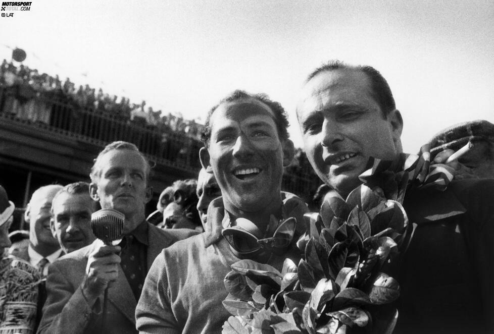 Auch Juan Manuel Fangio (2002) und Stirling Moss (2004) wurden in die Ruhmeshalle aufgenommen. Die beiden ehemaligen Mercedes-Piloten aus der Formel 1 feierten insgesamt drei Sebring-Siege.
