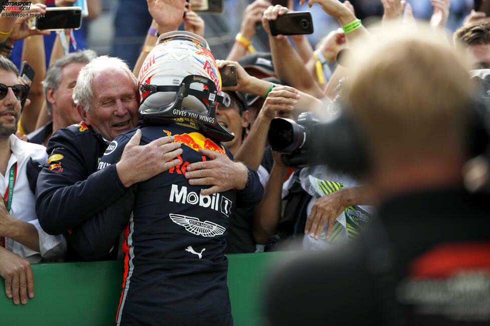 Mit insgesamt drei Siegen, zwei Polepositionen und neun Podestplätzen beendet Verstappen die Saison 2019 auf dem dritten WM-Rang, sein bis dahin bestes Formel-1-Jahr.