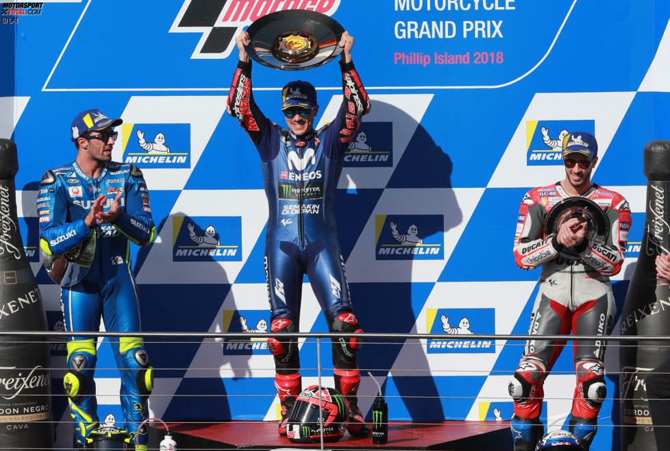 2018 setzt sich die Krise fort. Erst in Australien gewinnt Vinales im Oktober nach mehr als 17 Monaten wieder einen Grand Prix. In der WM landet er am Ende des Jahres als Vierter noch hinter seinem Teamkollegen Valentino Rossi - für viele eine Enttäuschung.