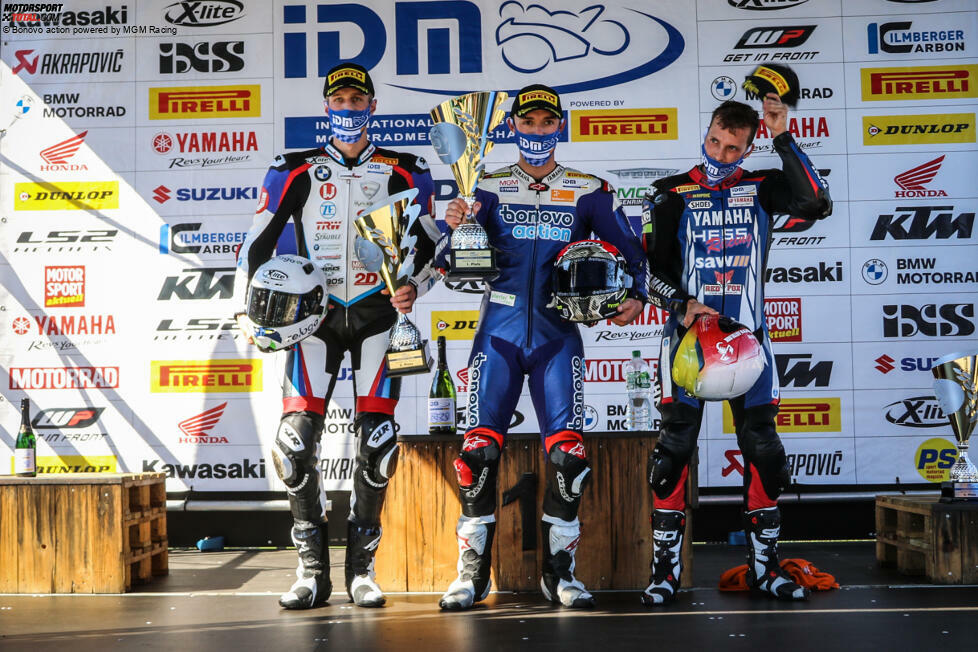 2020 nimmt Folger das Comeback richtig in Angriff. Mit einer Yamaha R1 tritt er in der IDM an und und dominiert nach Belieben. Er gewinnt souverän alle acht Rennen und 