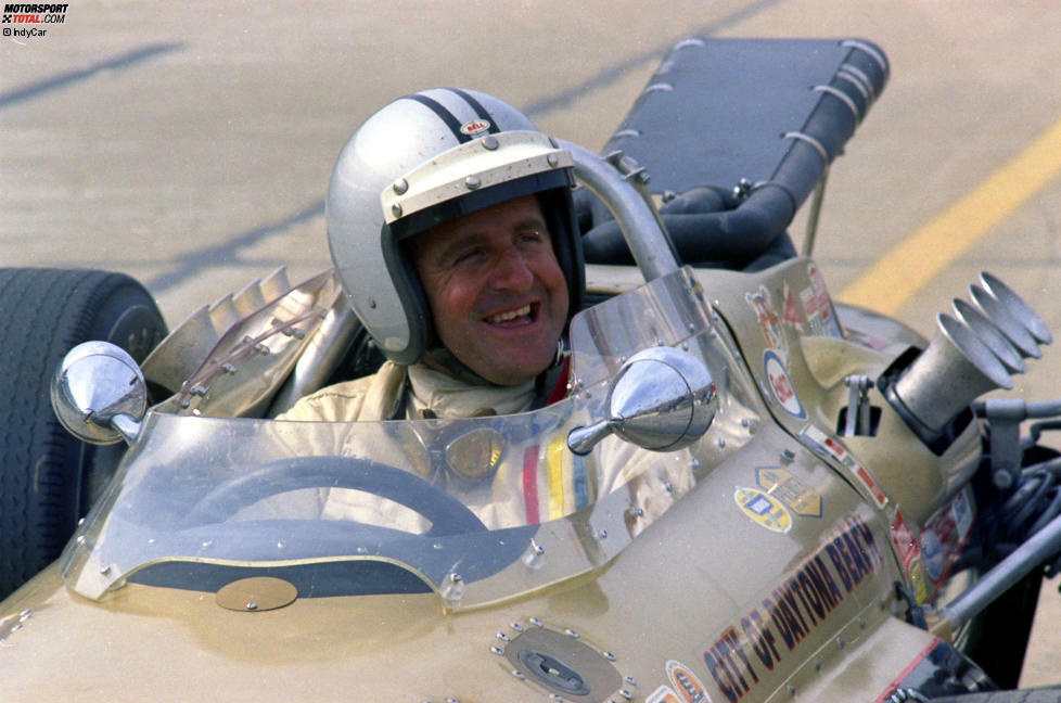 Denny Hulme (Formel-1-Weltmeister 1967): Auch den Neuseeländer verschlägt es in das berühmte Oval. Viermal startet Hulme das Indy 500 und wird zweimal (1967, 1968) Vierter. Das Rennen 1970 muss er auslassen, weil er sich bei einem Brand im Training Verbrennungen an den Händen zuzieht.