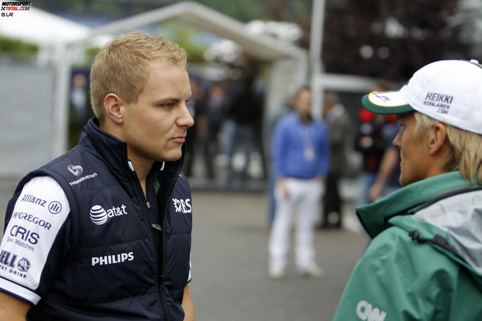 In die Formel 1 pflegt er durch Manager Toto Wolff bereits gute Kontakte und wird 2010 zum Testfahrer des Traditionsteams berufen. Von Routinier Rubens Barrichello kann der Youngster einiges mitnehmen und erste Erfahrungen in der Königsklasse sammeln.