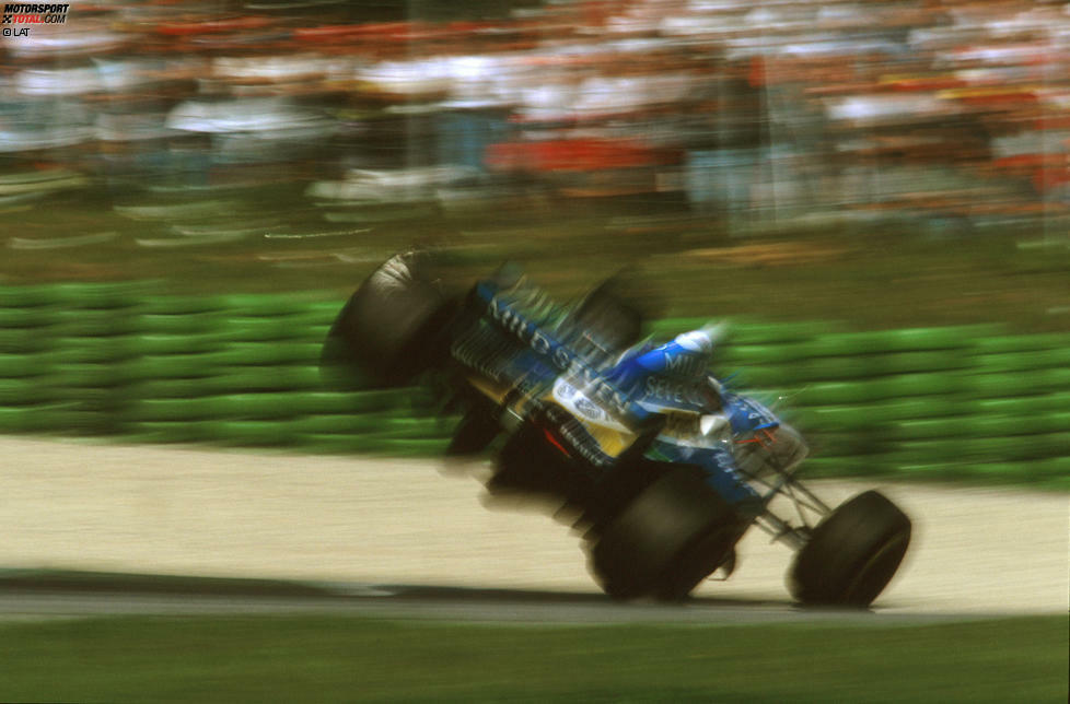 Jean Alesi: Der Italo-Franzose, der von 1989 bis 2001 in der Formel 1 fuhr, war für seinen aggressiven Fahrstil bekannt - und machte sich bei viele Kollisionen wenig Freunde. Wie durch ein Wunder verletzte sich Alesi nie ernsthaft, obwohl er bei heftigen Einschlägen und herumwirbelnde Reifen teilweise ordentlich Glück brauchte.