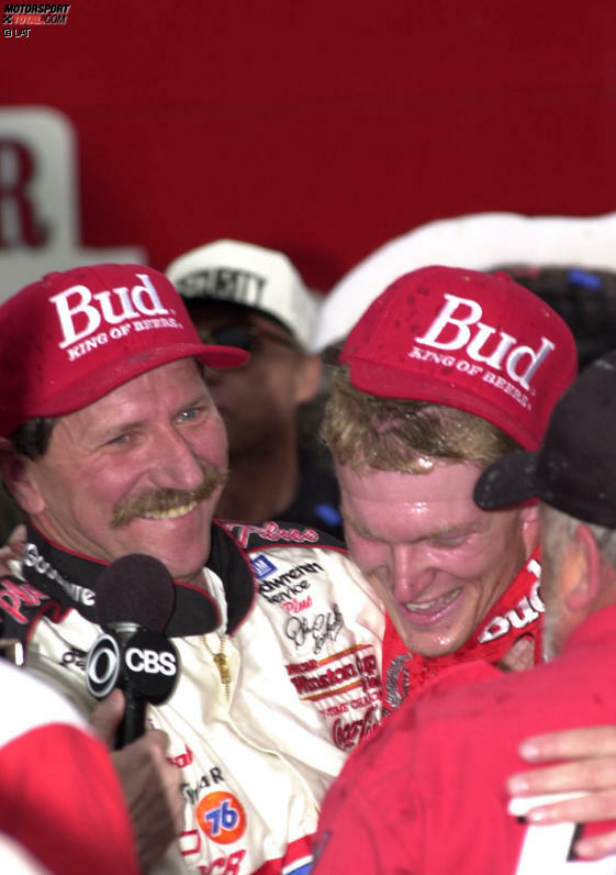 1 - Erster Sieg in der damaligen Busch-Serie im Jahre 1998; erster Sieg im damaligen Winston-Cup 2000 auf dem Texas Motor Speedway