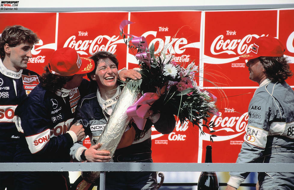 Am 24. Mai 1992 wird auf dem Hockenheimring unter Beteiligung von Mercedes DTM-Geschichte geschrieben. Mit Ellen Lohr gewinnt zum ersten (und bis heute einzigen Mal) eine Frau ein DTM-Rennen.