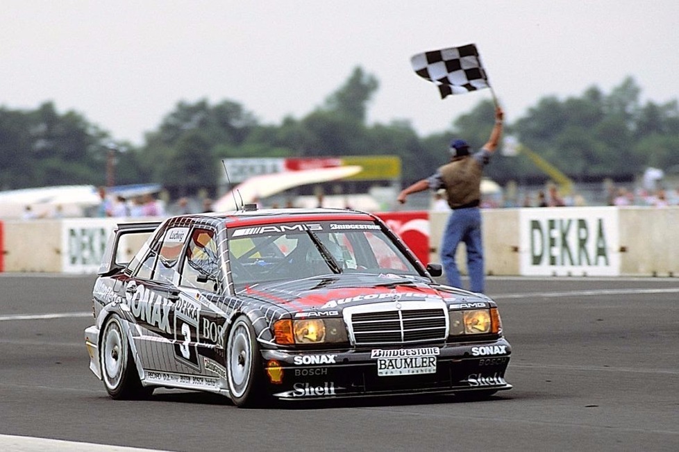 Vom ersten Werskeinsatz 1988 bis zum Ausstieg 2018: 30 Jahre Mercedes in der DTM in Bildern