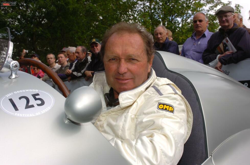 Rang acht geht an den deutschen Rennfahrer Jochen Mass, der 44 Jahre und 183 Tage alt ist, als er 1991 in Zolder sein DTM-Debüt gibt. Insgesamt kommt Mass zu vier Renneinsätzen.