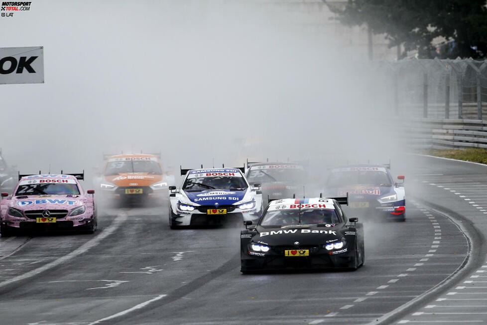 7. Norisring, Samstag: Nach einer vierjährigen Durststrecke steht Bruno Spengler wieder ganz oben auf dem Treppchen und holt den ersten BMW-Sieg seit 25 Jahren beim Heimspiel in Nürnberg. BMW-Kollege Maxime Martin und Audi-Pilot Mattias Ekström landeten auf den Plätzen zwei und drei.