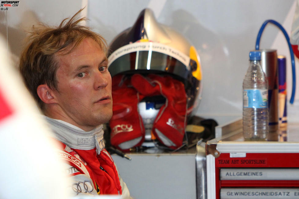 2010 erreichte Mattias Ekström einen Rennsieg und Gesamtrang fünf in der Meisterschaft. Der Schwede blickt immer mehr über den DTM-Tellerrand hinaus. Unter anderem absolviert er Gaststarts in der NASCAR-Szene.