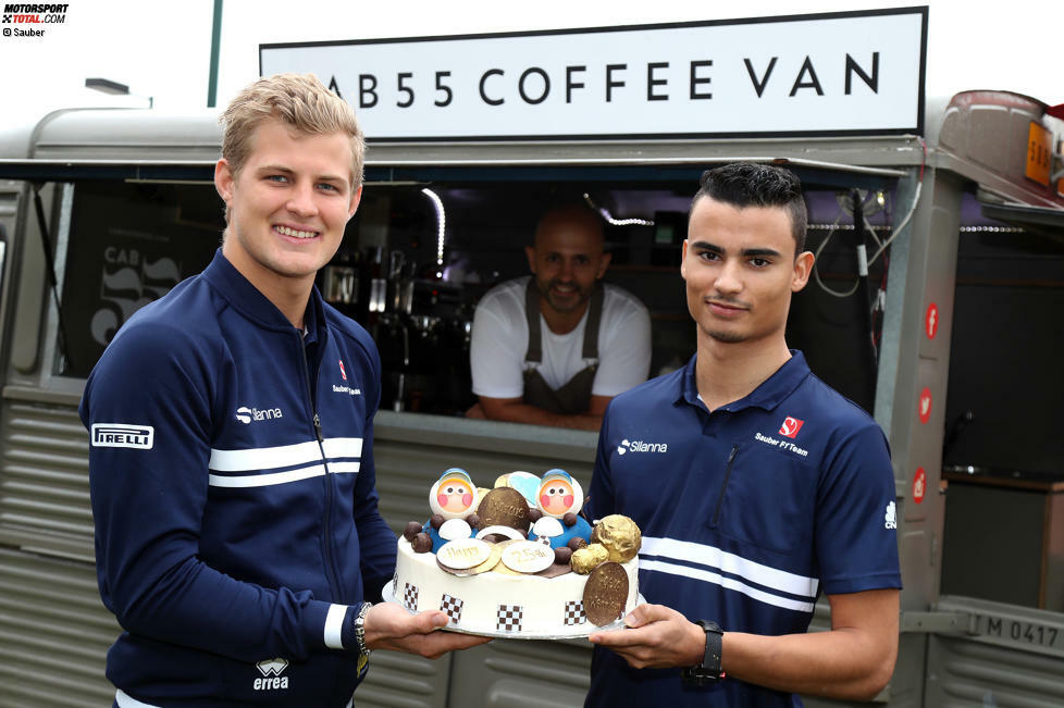 25 Jahre Sauber in der Formel 1: Das ist ein Grund zu feiern. Für Pascal Wehrlein beginnt die Jubiläums-Saison aber mit einem Rückschlag: Weil er sich nicht fit genug fühlt, muss er das Cockpit ab Samstagmorgen Antonio Giovinazzi überlassen.