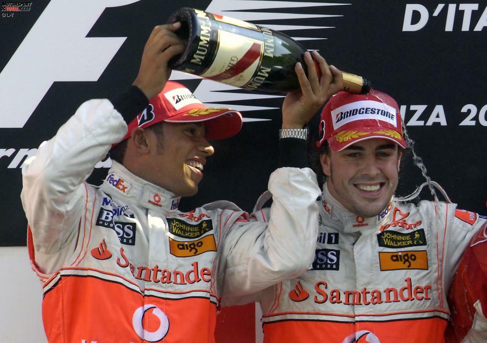 Drei Fahrer aus dem aktuellen Feld haben bereits in Monza gewonnen: Fernando Alonso (2007 und 2010), Vettel (2008, 2011 und 2013) and Lewis Hamilton (2012, 2014 und 2015).