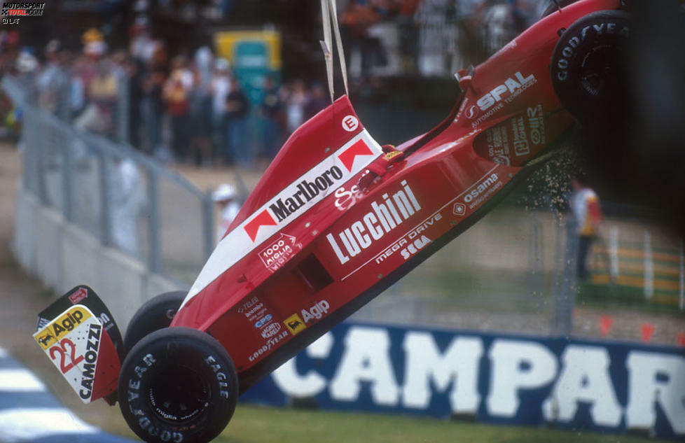 Von der Verbindung zu Ferrari profitieren die Kundenteams, zum Beispiel Dallara 1992. Bei den Privatiers ist Marlboro zunächst deutlich prominenter aufgeklebt als auf dem Werkswagen ...