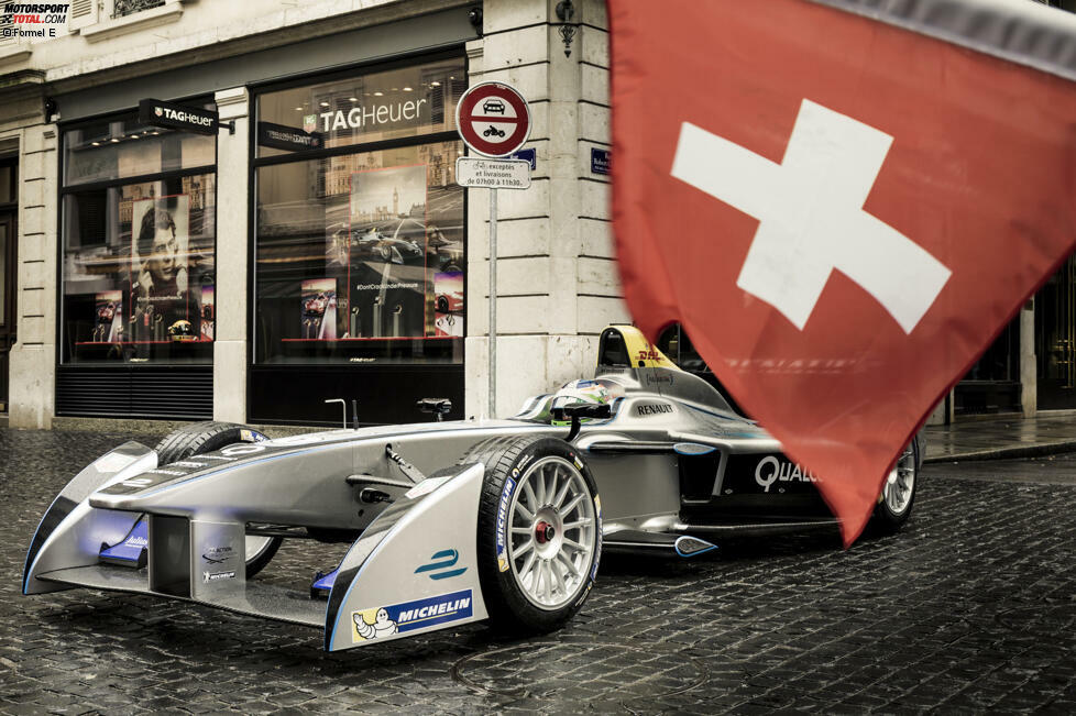 Es passiert tatsächlich: Motorsportrennen in der Schweiz! Extra für die Formel E wurde das Rundstreckenverbot bei den Eidgenossen gelockert, sodass erstmals seit 1954 wieder ein bedeutendes Formelsport-Rennen stattfinden kann. In Zürich wird somit am 10. Juni Geschichte geschrieben.