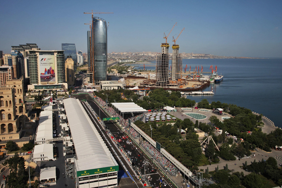 Daten und Fakten vor Aserbaidschan: Was an Nico Rosbergs Sieg 2016 besonders war und wie tief die Strecke liegt