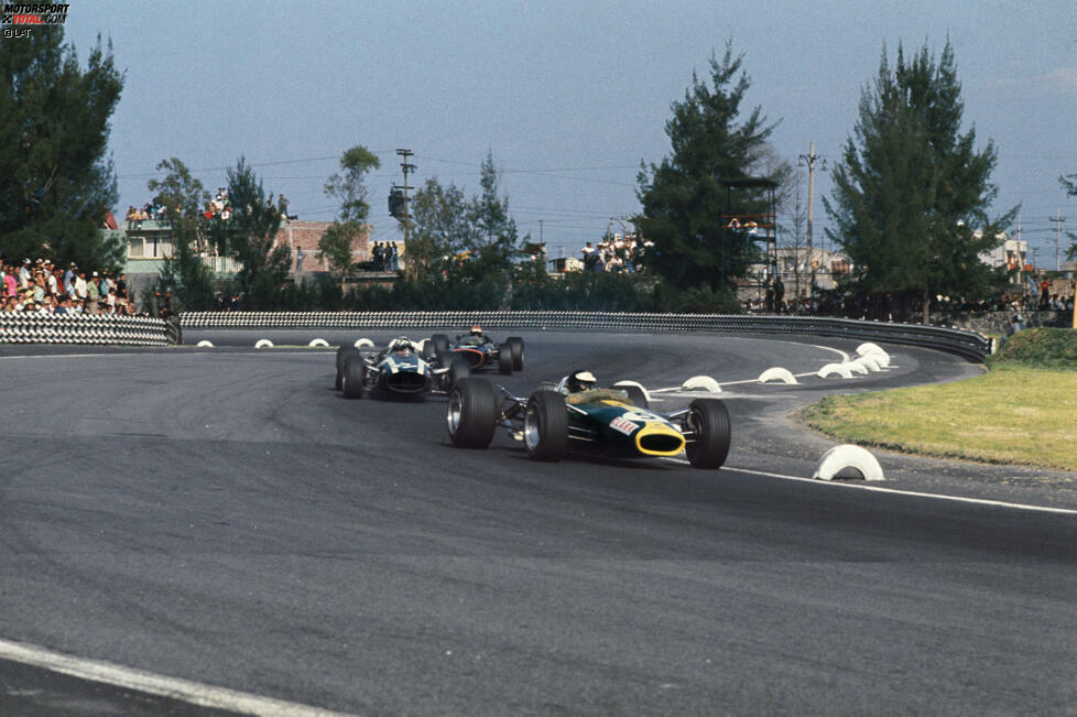 Jim Clark (1963, 1967), Alain Prost (1988, 1990) und Nigel Mansell (1987, 1992) haben den Grand Prix je zweimal gewonnen. Lotus (1963, 1967, 1968), McLaren (1969, 1988, 1989) und Williams (1987, 1991, 1992) sind mit je drei Siegen die erfolgreichsten Hersteller. Zudem hat Clark 1962 ein nicht zur WM zählendes Rennen gewonnen.