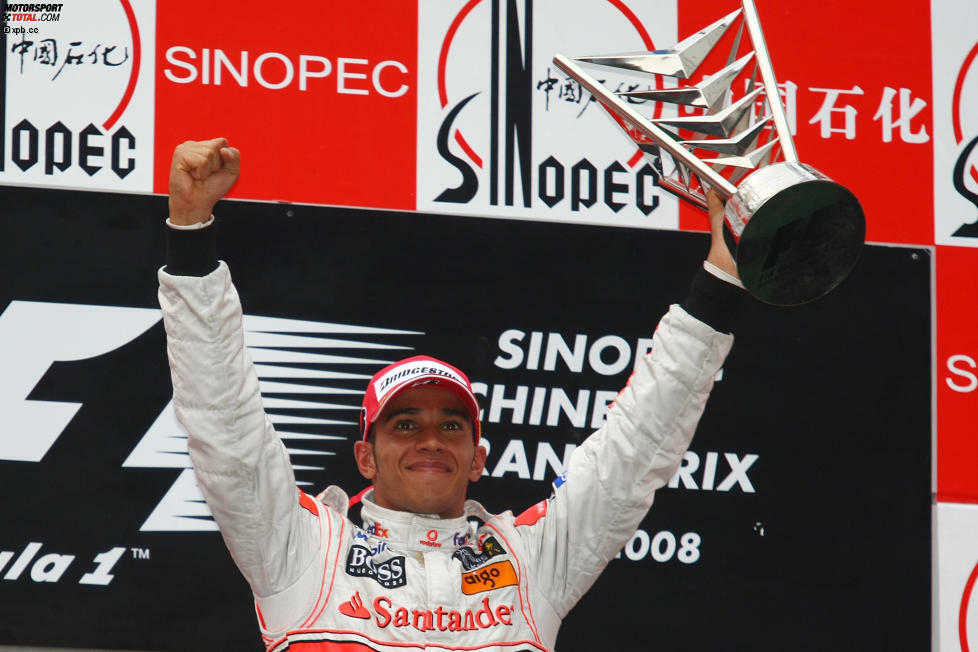 Mit vier Siegen (2008, 2011, 2014, 2015) ist Lewis Hamilton erfolgreichster Fahrer in China. Weitere Mehrfachsieger sind Fernando Alonso (2005, 2013) sowie Nico Rosberg (2012, 2016). Aus dem aktuellen Starterfeld haben zudem Sebastian Vettel (2009) und Kimi Räikkönen (2007) schon gewonnen.