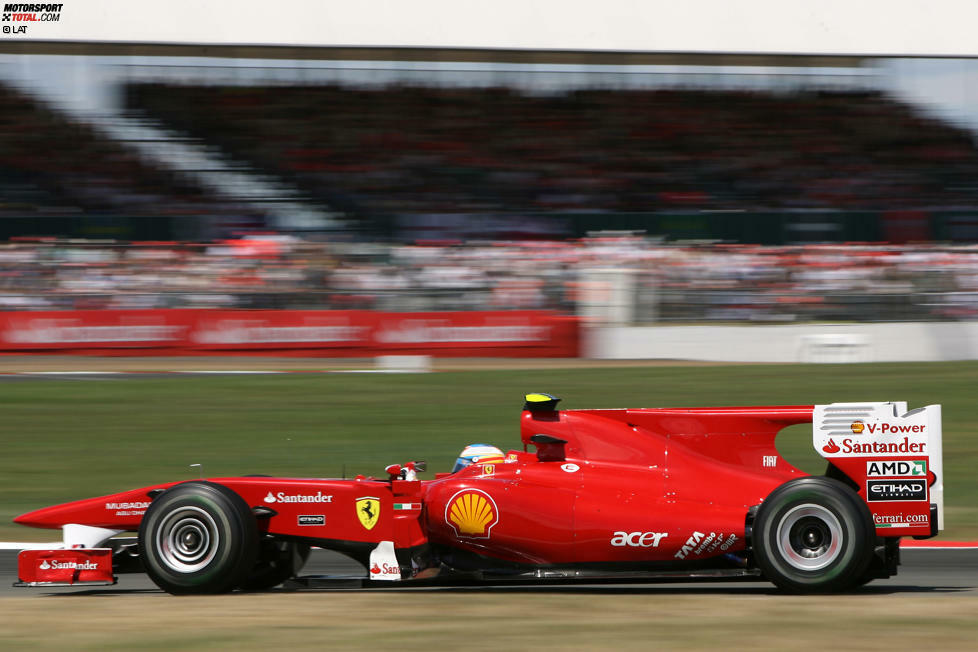Mark Webbers Rekord von 1:33.401 Minuten ist schneller als die Zeit, die Fernando Alonso 2010 erzielte, als die Formel 1 zum ersten Mal das neue Layout fuhr. Damals hatte Alonso den Kurs auf Ferrari in 1:30.874 Minuten umrundet. 2011 wurde die Boxengasse und mit ihr die Messlinie verlegt, weshalb der Rekord nicht mehr gültig ist.